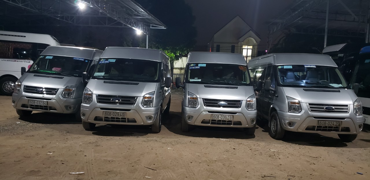 cho thuê xe 16 chỗ ford transit giá rẻ tại biên hòa